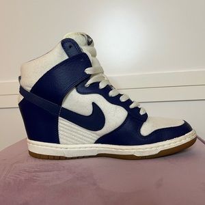 Nike Dunk Sky Hi Blue & White Size 7